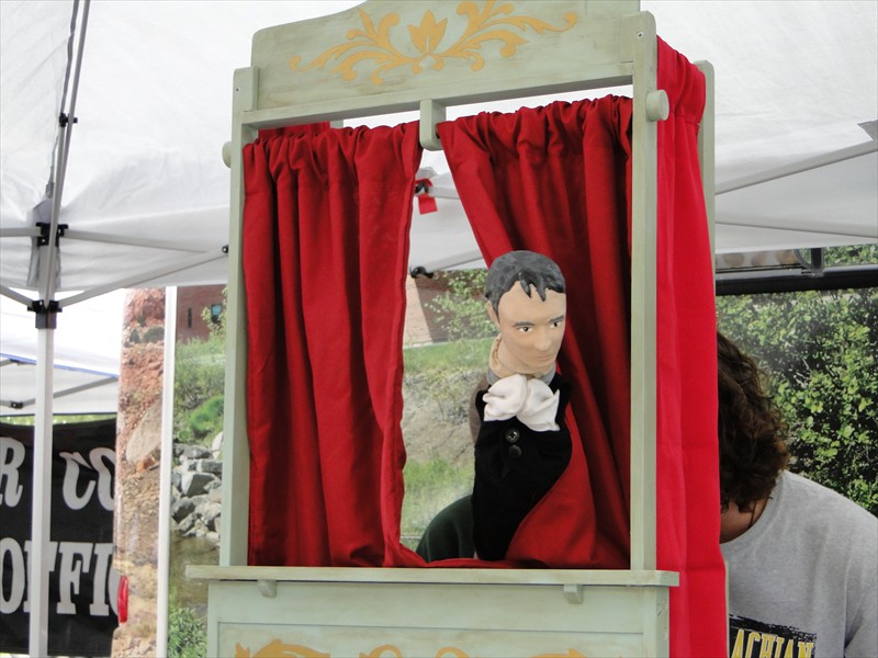 Kids enjoyed the puppet show!