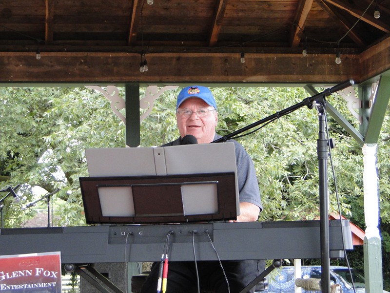 Glenn Fox Entertains on the Gazebo Stage
