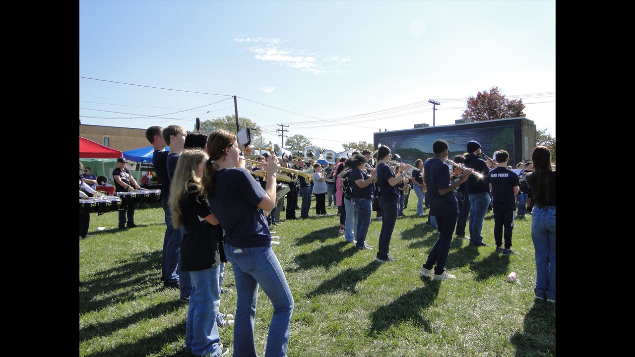 View videos of the bands playing!